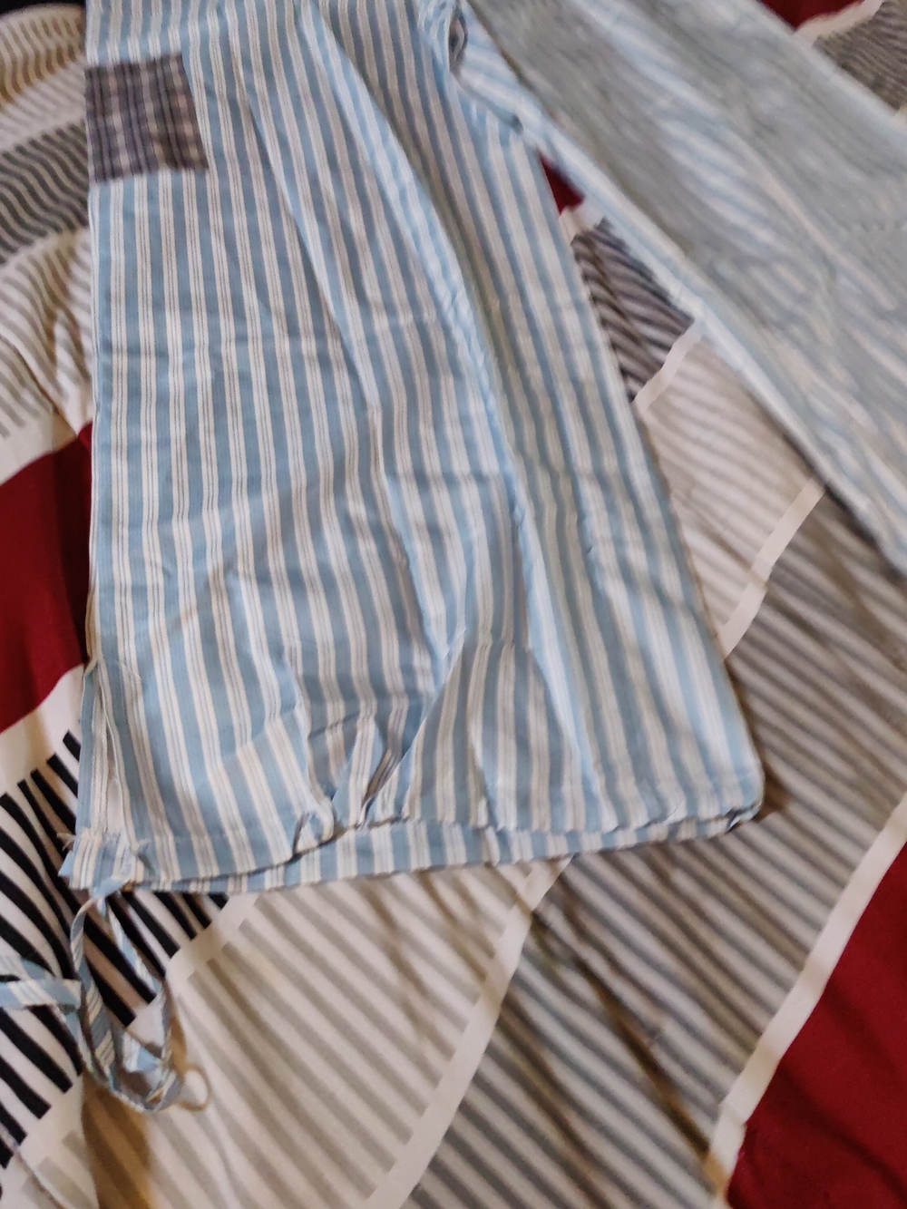 NEW size Medium Unbranded Blue and White Striped Pajama Set with Patch Pockets - Picture 6 of 13